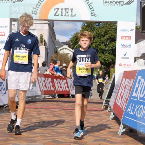 25.08.2024 - 20. Blankeneser Heldenlauf Strokosch-Dieckow http://msf.ph/oto/6823640 25.08.2024 10:23:19 Ziel 6037, 6059, 6346, 6382 meine-sportfotos.de