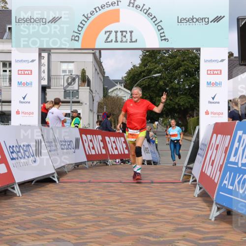 25.08.2024 - 20. Blankeneser Heldenlauf Strokosch-Dieckow http://msf.ph/oto/6824064 25.08.2024 09:51:30 Ziel 102, 114, 123, 241 meine-sportfotos.de