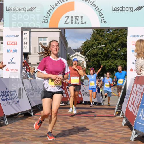 25.08.2024 - 20. Blankeneser Heldenlauf Strokosch-Dieckow http://msf.ph/oto/6824606 25.08.2024 10:23:54 Ziel 6001, 6091, 6167, 6511, 6515 meine-sportfotos.de