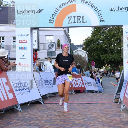 25.08.2024 - 20. Blankeneser Heldenlauf Strokosch-Dieckow http://msf.ph/oto/6825233 25.08.2024 10:24:27 Ziel 6310, 6460 meine-sportfotos.de