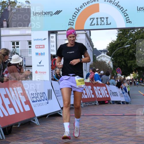 25.08.2024 - 20. Blankeneser Heldenlauf Strokosch-Dieckow http://msf.ph/oto/6825270 25.08.2024 10:24:28 Ziel 6310, 6460 meine-sportfotos.de