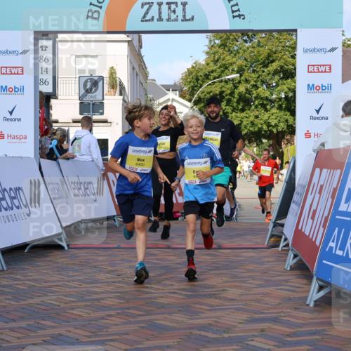 25.08.2024 - 20. Blankeneser Heldenlauf Strokosch-Dieckow http://msf.ph/oto/6825650 25.08.2024 10:24:50 Ziel 6114, 6120, 6140, 6243, 6261, 6265, 6340, 6341, 6449, 6450 meine-sportfotos.de