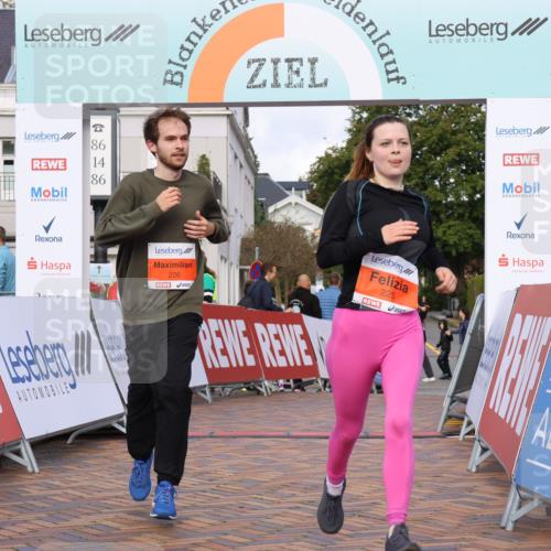 25.08.2024 - 20. Blankeneser Heldenlauf Strokosch-Dieckow http://msf.ph/oto/6825872 25.08.2024 09:53:16 Ziel 225, 226 meine-sportfotos.de