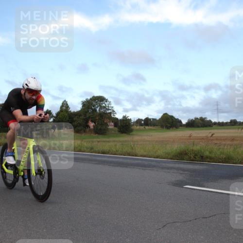 25.08.2024 - Elbe Triathlon Hamburg Fuchs,  Jonas http://msf.ph/oto/6826290 25.08.2024 08:44:40 Radfahren 55, 54, 87 meine-sportfotos.de