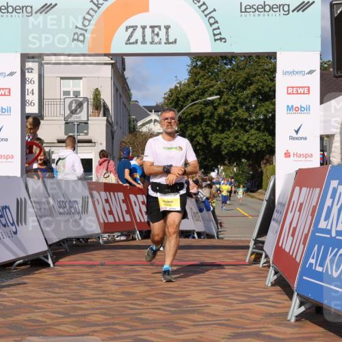 25.08.2024 - 20. Blankeneser Heldenlauf Strokosch-Dieckow http://msf.ph/oto/6826372 25.08.2024 10:25:14 Ziel 6006, 6240, 6447, 6475, 6496 meine-sportfotos.de