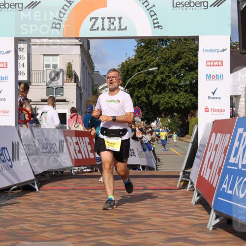 25.08.2024 - 20. Blankeneser Heldenlauf Strokosch-Dieckow http://msf.ph/oto/6826396 25.08.2024 10:25:14 Ziel 6006, 6240, 6447, 6475, 6496 meine-sportfotos.de