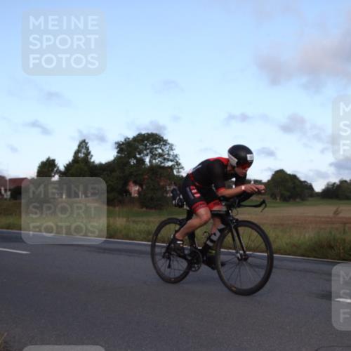 25.08.2024 - Elbe Triathlon Hamburg Fuchs,  Jonas http://msf.ph/oto/6826416 25.08.2024 08:51:43 Radfahren 180, 187 meine-sportfotos.de