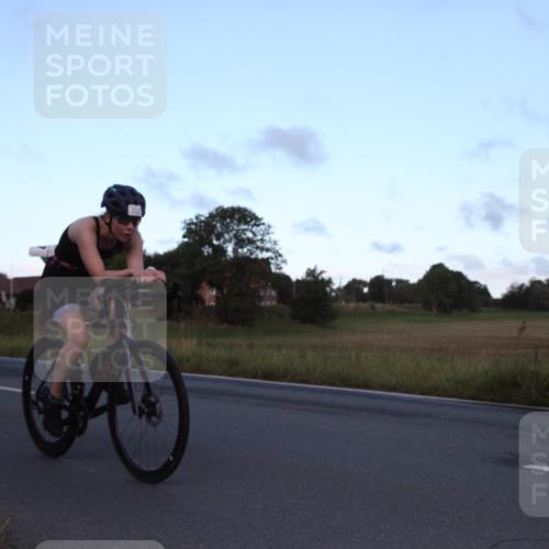 25.08.2024 - Elbe Triathlon Hamburg Fuchs,  Jonas http://msf.ph/oto/6826445 25.08.2024 08:53:10 Radfahren 110, 153, 117, 139, 38, 37 meine-sportfotos.de