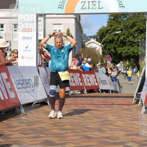 25.08.2024 - 20. Blankeneser Heldenlauf Strokosch-Dieckow http://msf.ph/oto/6826538 25.08.2024 10:25:17 Ziel 6006, 6496 meine-sportfotos.de