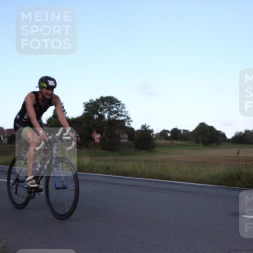 25.08.2024 - Elbe Triathlon Hamburg Fuchs,  Jonas http://msf.ph/oto/6826740 25.08.2024 08:58:18 Radfahren 123, 114, 87 meine-sportfotos.de