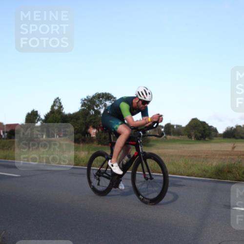 25.08.2024 - Elbe Triathlon Hamburg Fuchs,  Jonas http://msf.ph/oto/6826835 25.08.2024 09:01:01 Radfahren 65, 44 meine-sportfotos.de