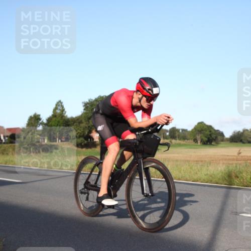 25.08.2024 - Elbe Triathlon Hamburg Fuchs,  Jonas http://msf.ph/oto/6826887 25.08.2024 09:03:16 Radfahren 82 meine-sportfotos.de