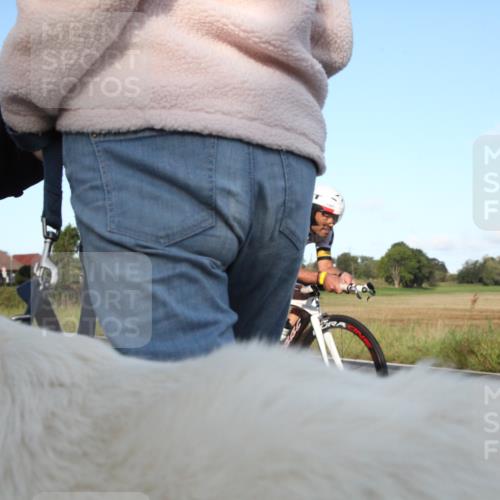 25.08.2024 - Elbe Triathlon Hamburg Fuchs,  Jonas http://msf.ph/oto/6826928 25.08.2024 09:04:30 Radfahren 73 meine-sportfotos.de