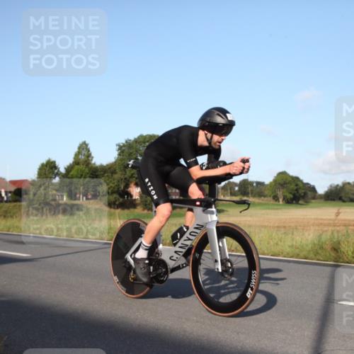 25.08.2024 - Elbe Triathlon Hamburg Fuchs,  Jonas http://msf.ph/oto/6827044 25.08.2024 09:07:36 Radfahren 316, 99, 37 meine-sportfotos.de