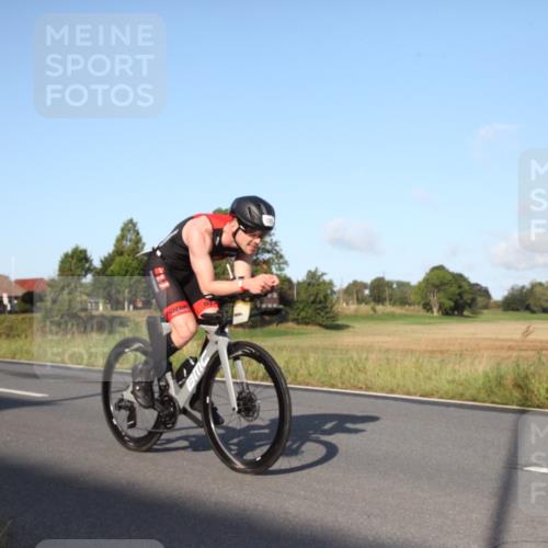 25.08.2024 - Elbe Triathlon Hamburg Fuchs,  Jonas http://msf.ph/oto/6827064 25.08.2024 09:07:49 Radfahren 39, 89, 188, 197, 81, 294 meine-sportfotos.de