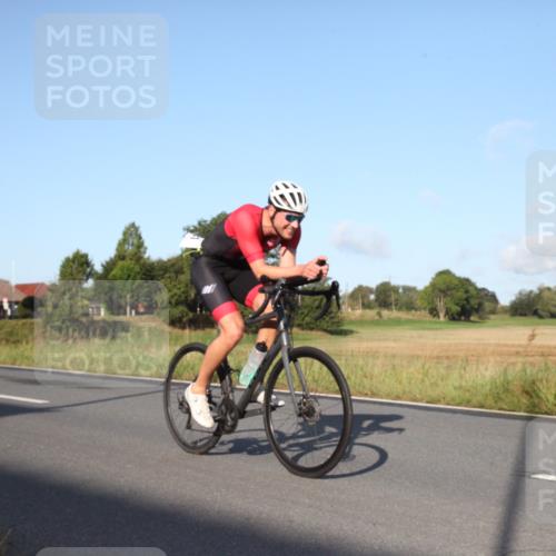 25.08.2024 - Elbe Triathlon Hamburg Fuchs,  Jonas http://msf.ph/oto/6827074 25.08.2024 09:07:53 Radfahren 188, 197, 81, 294, 92 meine-sportfotos.de