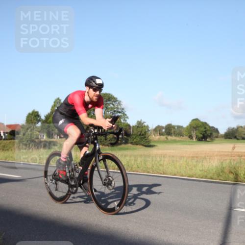 25.08.2024 - Elbe Triathlon Hamburg Fuchs,  Jonas http://msf.ph/oto/6827137 25.08.2024 09:08:41 Radfahren 174, 75, 117, 91, 211 meine-sportfotos.de
