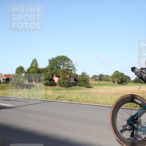 25.08.2024 - Elbe Triathlon Hamburg Fuchs,  Jonas http://msf.ph/oto/6827187 25.08.2024 09:09:02 Radfahren 84, 56, 209, 241, 310, 278 meine-sportfotos.de