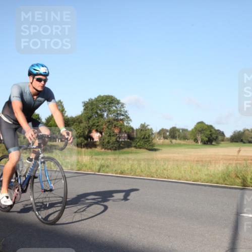 25.08.2024 - Elbe Triathlon Hamburg Fuchs,  Jonas http://msf.ph/oto/6827255 25.08.2024 09:09:45 Radfahren 160, 285, 237 meine-sportfotos.de