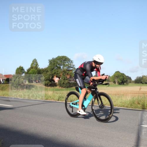 25.08.2024 - Elbe Triathlon Hamburg Fuchs,  Jonas http://msf.ph/oto/6827288 25.08.2024 09:10:13 Radfahren 95, 166, 64, 248, 60 meine-sportfotos.de