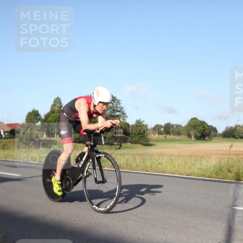 25.08.2024 - Elbe Triathlon Hamburg Fuchs,  Jonas http://msf.ph/oto/6827305 25.08.2024 09:10:28 Radfahren 258, 86, 94 meine-sportfotos.de