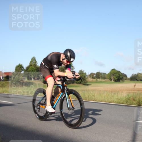 25.08.2024 - Elbe Triathlon Hamburg Fuchs,  Jonas http://msf.ph/oto/6827309 25.08.2024 09:10:35 Radfahren 94, 222 meine-sportfotos.de
