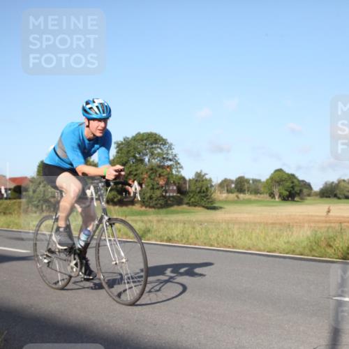 25.08.2024 - Elbe Triathlon Hamburg Fuchs,  Jonas http://msf.ph/oto/6827378 25.08.2024 09:11:34 Radfahren 58, 282, 61, 293, 193 meine-sportfotos.de