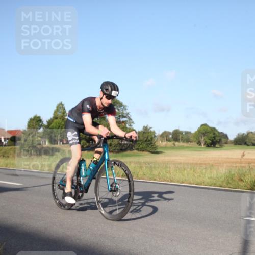 25.08.2024 - Elbe Triathlon Hamburg Fuchs,  Jonas http://msf.ph/oto/6827385 25.08.2024 09:11:37 Radfahren 282, 61, 293, 193, 87, 52 meine-sportfotos.de