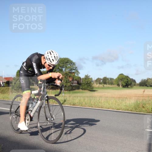 25.08.2024 - Elbe Triathlon Hamburg Fuchs,  Jonas http://msf.ph/oto/6827493 25.08.2024 09:13:14 Radfahren 41, 69 meine-sportfotos.de