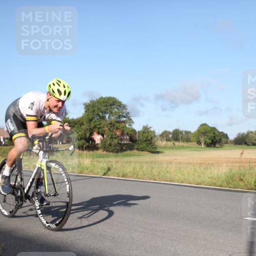 25.08.2024 - Elbe Triathlon Hamburg Fuchs,  Jonas http://msf.ph/oto/6827497 25.08.2024 09:13:16 Radfahren 41, 69 meine-sportfotos.de