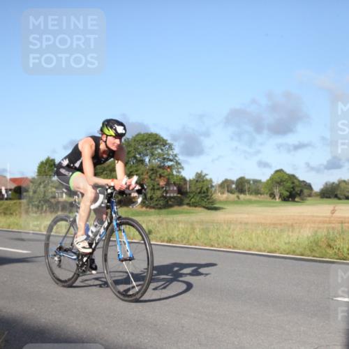 25.08.2024 - Elbe Triathlon Hamburg Fuchs,  Jonas http://msf.ph/oto/6827545 25.08.2024 09:14:09 Radfahren 317, 137, 114, 163, 385, 271, 305 meine-sportfotos.de