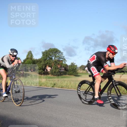 25.08.2024 - Elbe Triathlon Hamburg Fuchs,  Jonas http://msf.ph/oto/6827561 25.08.2024 09:14:25 Radfahren 239, 113, 90 meine-sportfotos.de