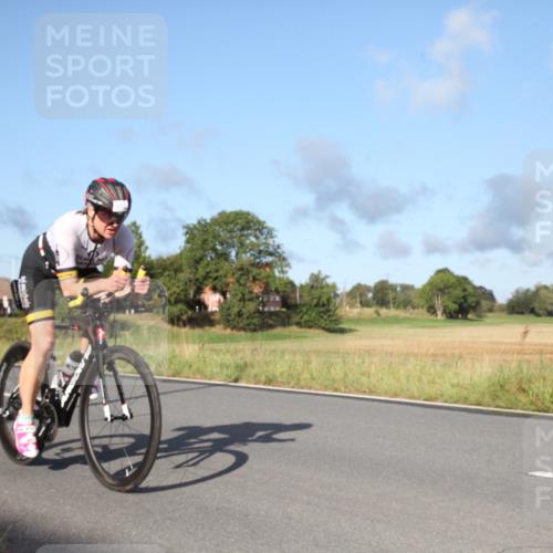 25.08.2024 - Elbe Triathlon Hamburg Fuchs,  Jonas http://msf.ph/oto/6827669 25.08.2024 09:16:34 Radfahren 72, 127, 118, 254, 123, 173, 314 meine-sportfotos.de
