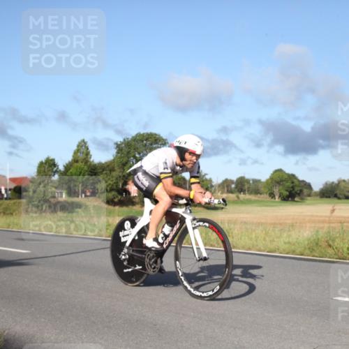 25.08.2024 - Elbe Triathlon Hamburg Fuchs,  Jonas http://msf.ph/oto/6827748 25.08.2024 09:18:37 Radfahren 228, 73, 50, 242 meine-sportfotos.de