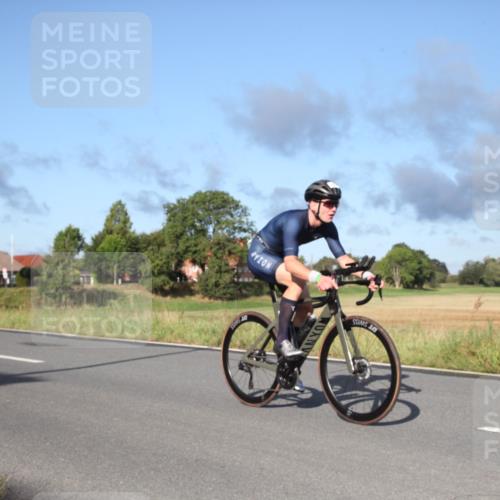 25.08.2024 - Elbe Triathlon Hamburg Fuchs,  Jonas http://msf.ph/oto/6827761 25.08.2024 09:18:58 Radfahren 164, 345, 200, 156, 155 meine-sportfotos.de