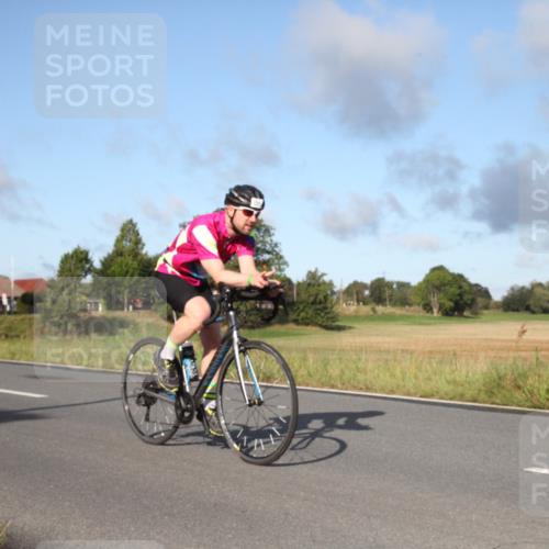 25.08.2024 - Elbe Triathlon Hamburg Fuchs,  Jonas http://msf.ph/oto/6827797 25.08.2024 09:19:48 Radfahren 199, 281, 99, 38 meine-sportfotos.de