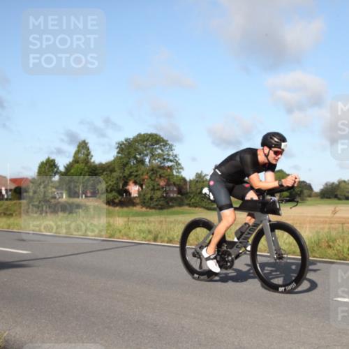 25.08.2024 - Elbe Triathlon Hamburg Fuchs,  Jonas http://msf.ph/oto/6827820 25.08.2024 09:20:21 Radfahren 263, 279, 322, 313 meine-sportfotos.de