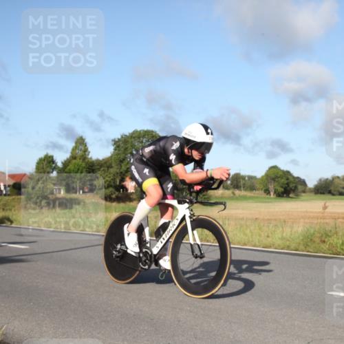 25.08.2024 - Elbe Triathlon Hamburg Fuchs,  Jonas http://msf.ph/oto/6827828 25.08.2024 09:20:32 Radfahren 109, 328, 274, 224, 316, 159 meine-sportfotos.de