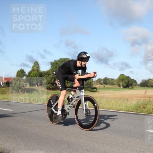 25.08.2024 - Elbe Triathlon Hamburg Fuchs,  Jonas http://msf.ph/oto/6827836 25.08.2024 09:20:35 Radfahren 328, 274, 224, 316, 159, 245, 80, 433 meine-sportfotos.de