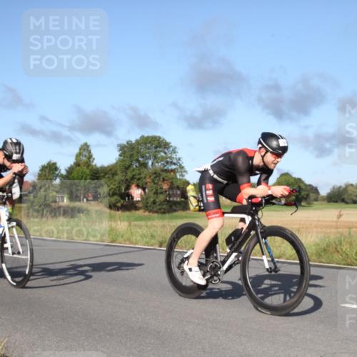25.08.2024 - Elbe Triathlon Hamburg Fuchs,  Jonas http://msf.ph/oto/6827923 25.08.2024 09:22:17 Radfahren 184, 37, 169, 179, 62, 440 meine-sportfotos.de