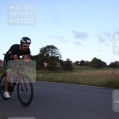 25.08.2024 - Elbe Triathlon Hamburg Fuchs,  Jonas http://msf.ph/oto/6828135 25.08.2024 09:26:08 Radfahren 222, 158, 61, 252, 390, 52, 285, 318 meine-sportfotos.de