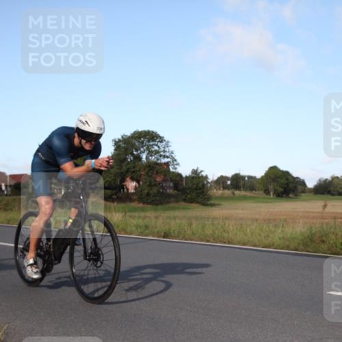 25.08.2024 - Elbe Triathlon Hamburg Fuchs,  Jonas http://msf.ph/oto/6828235 25.08.2024 09:28:19 Radfahren 270, 358, 398, 168 meine-sportfotos.de