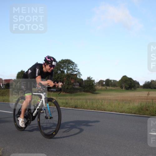 25.08.2024 - Elbe Triathlon Hamburg Fuchs,  Jonas http://msf.ph/oto/6828242 25.08.2024 09:28:27 Radfahren 168, 143, 431, 368 meine-sportfotos.de