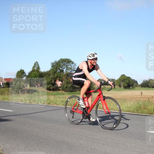 25.08.2024 - Elbe Triathlon Hamburg Fuchs,  Jonas http://msf.ph/oto/6828290 25.08.2024 09:29:09 Radfahren 442, 418, 528, 111, 211, 406 meine-sportfotos.de