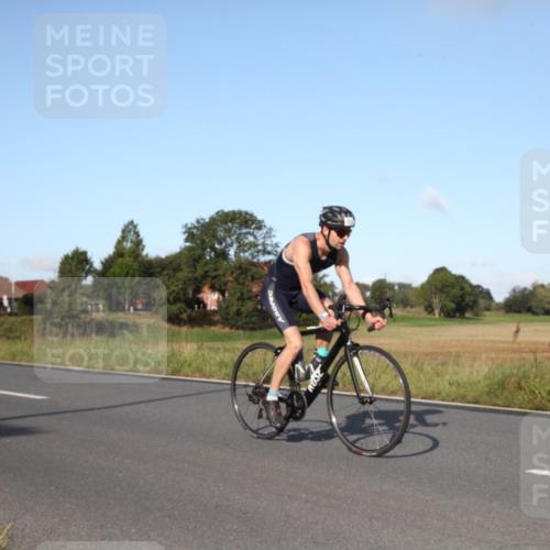 25.08.2024 - Elbe Triathlon Hamburg Fuchs,  Jonas http://msf.ph/oto/6828306 25.08.2024 09:29:19 Radfahren 406, 131, 355, 374, 264, 33, 63 meine-sportfotos.de