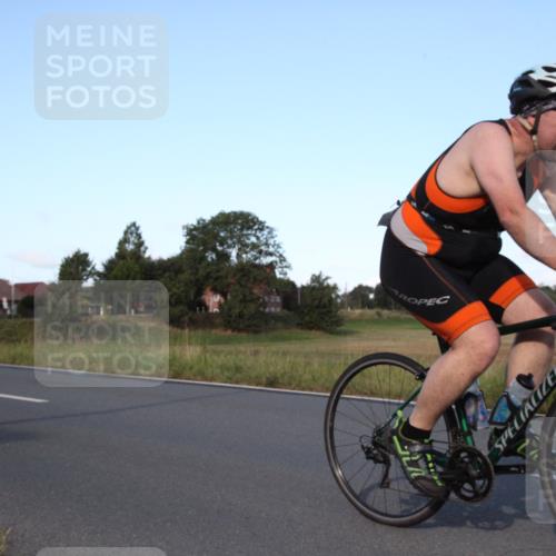 25.08.2024 - Elbe Triathlon Hamburg Fuchs,  Jonas http://msf.ph/oto/6828399 25.08.2024 09:30:27 Radfahren 286, 249, 361, 170, 330 meine-sportfotos.de