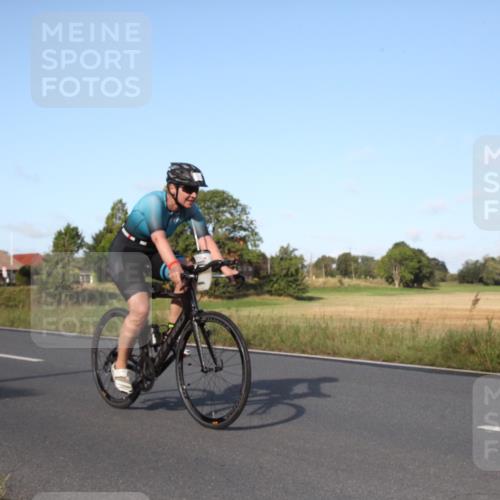 25.08.2024 - Elbe Triathlon Hamburg Fuchs,  Jonas http://msf.ph/oto/6828465 25.08.2024 09:31:09 Radfahren 254, 271, 67, 113, 136, 187, 257, 302, 307, 312, 482 meine-sportfotos.de