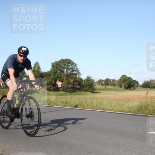 25.08.2024 - Elbe Triathlon Hamburg Fuchs,  Jonas http://msf.ph/oto/6828493 25.08.2024 09:31:14 Radfahren 136, 187, 257, 302, 307, 312, 482, 243 meine-sportfotos.de