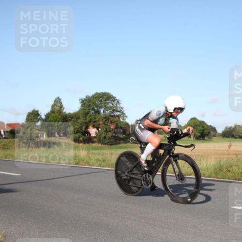 25.08.2024 - Elbe Triathlon Hamburg Fuchs,  Jonas http://msf.ph/oto/6828500 25.08.2024 09:31:16 Radfahren 187, 257, 302, 307, 312, 482, 243, 72 meine-sportfotos.de