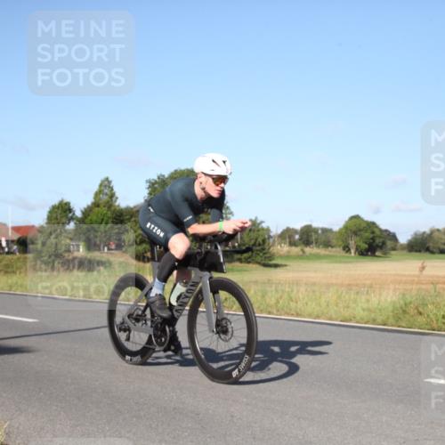 25.08.2024 - Elbe Triathlon Hamburg Fuchs,  Jonas http://msf.ph/oto/6828515 25.08.2024 09:31:26 Radfahren 72, 277, 125, 351, 223, 242 meine-sportfotos.de
